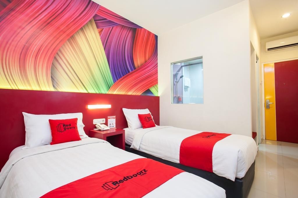 Reddoorz Near Hawaii Water Park Hotel Malang Exterior photo